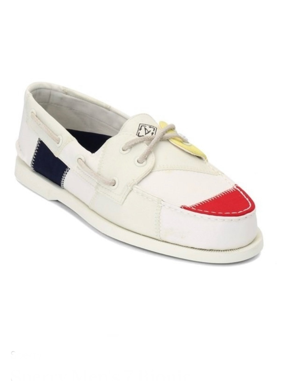 SPERRY boat shoes in patchwork design
Men’s 9